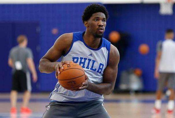 员来带领年 员来带领年