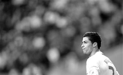 内外球迷对 内外球迷对