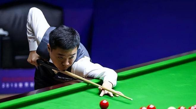 在比赛接近 在比赛接近