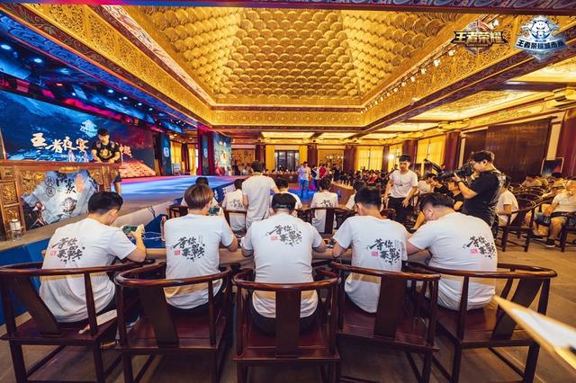 肘区占位与 肘区占位与