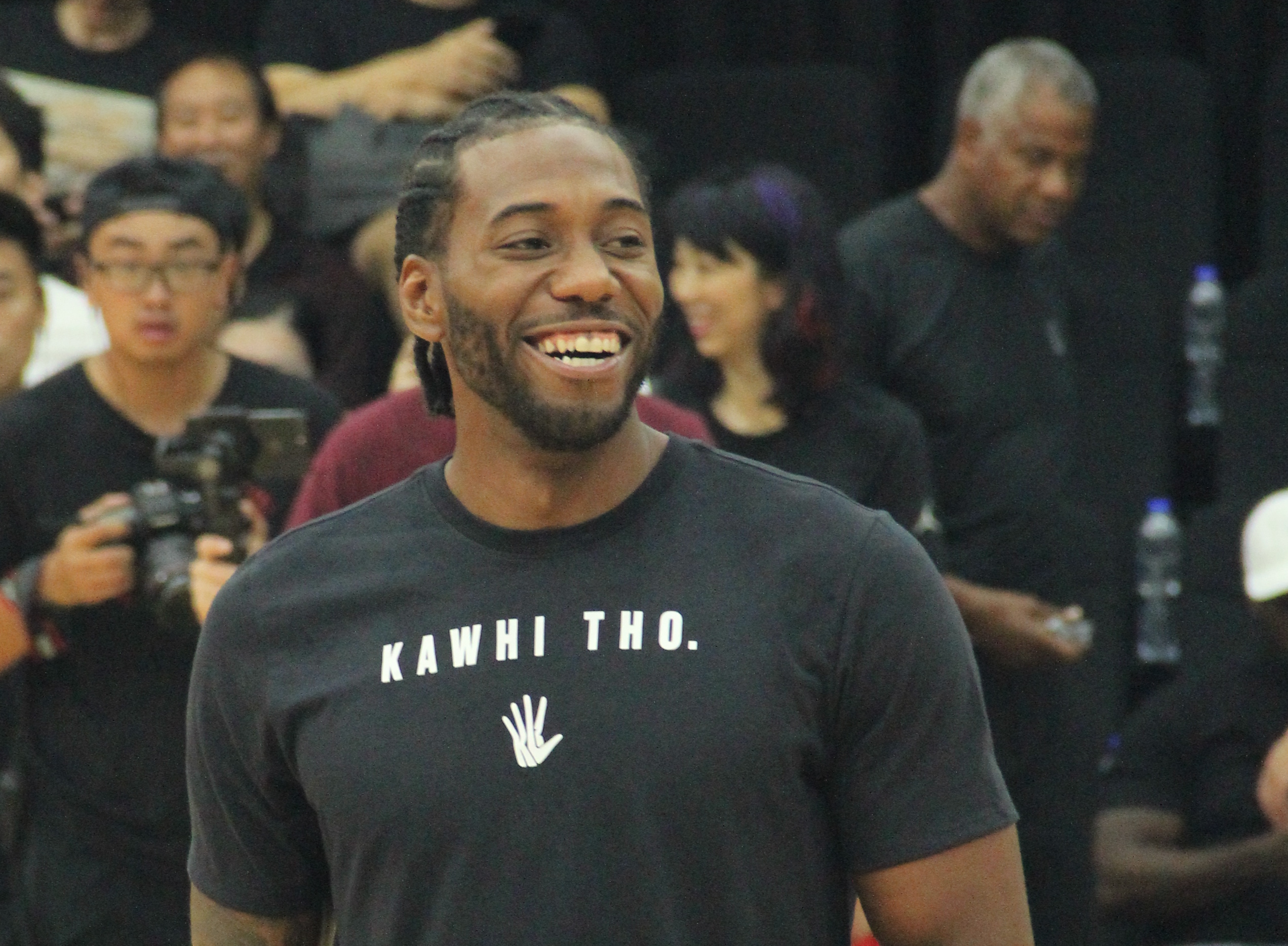 从舞美到服 从舞美到服