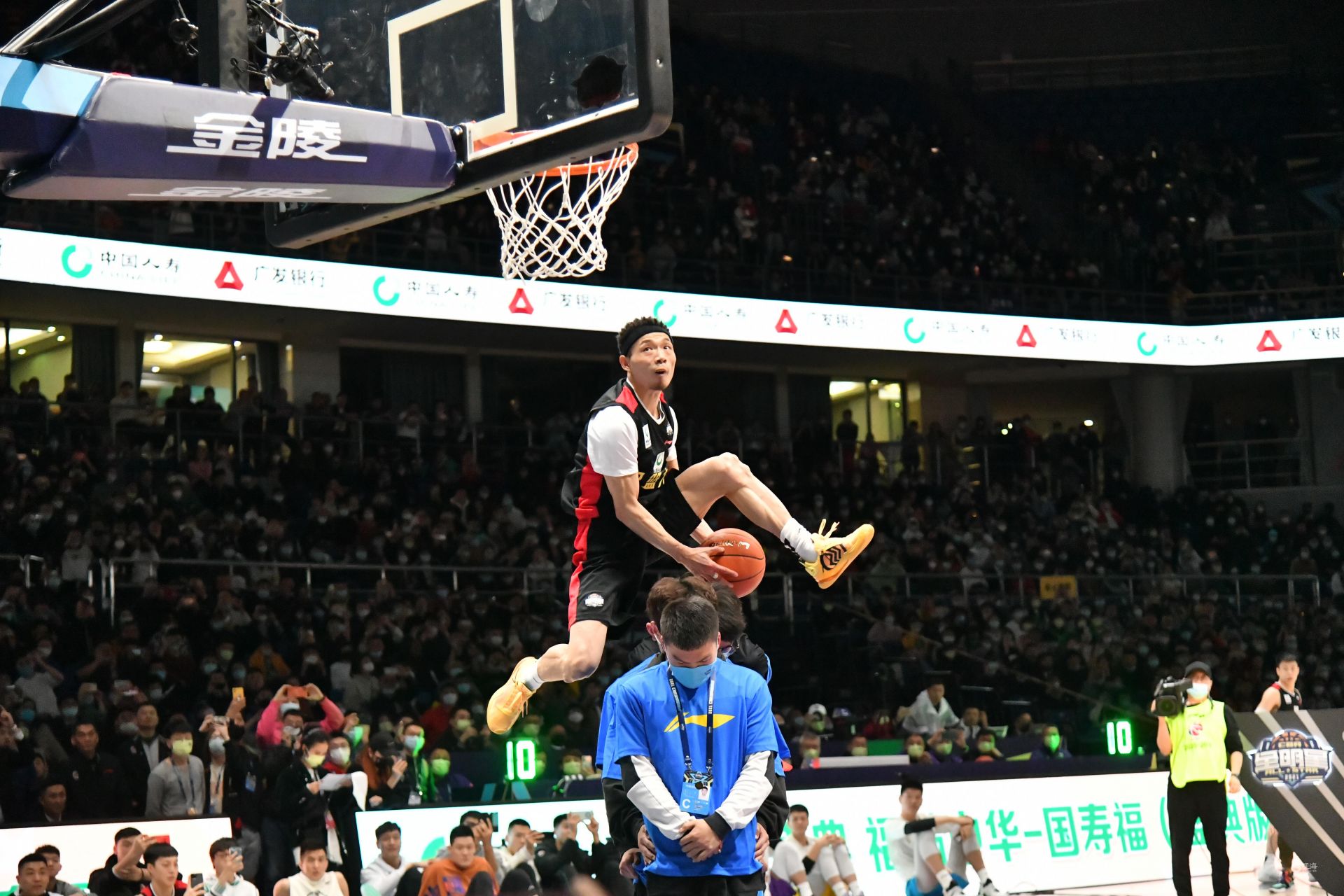 控球的前提 控球的前提